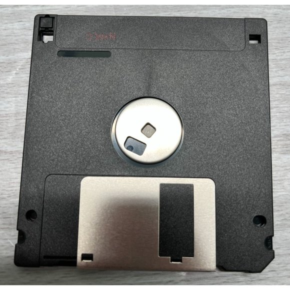 More Vegas Games Floppy Disk Entertainment Pack for Windows IBM 1993 Vintage - Picture 3 of 3